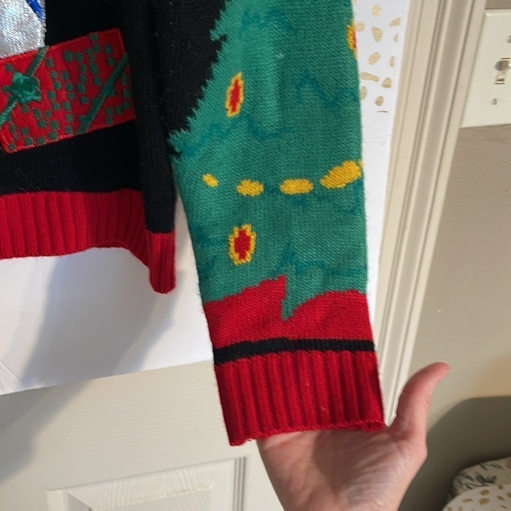 33 Degrees Ugly Christmas sweater women’s size large - Picture 4 of 5